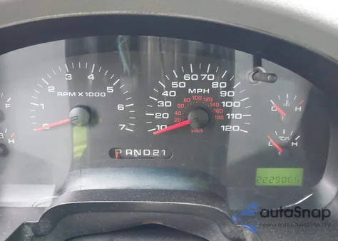 2008 Ford F150 z USA, uszkodzony, nr VIN 1FTRW12W88SP78003